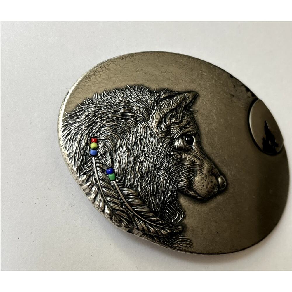 Jean’s Friend Wolf Native American Belt Buckle - Picture 4 of 9